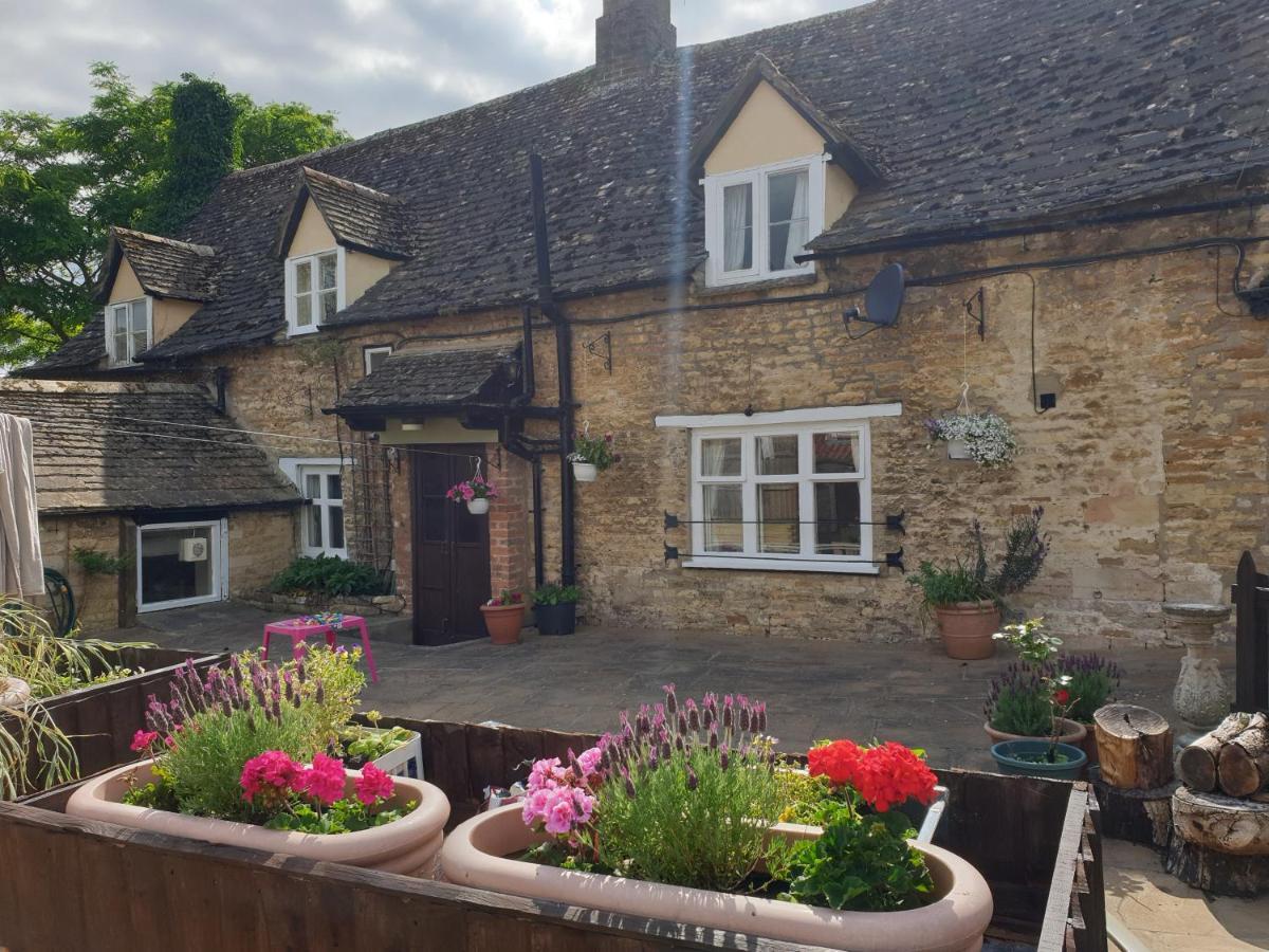 The horse&panniers guest house. North Luffenham Extérieur photo